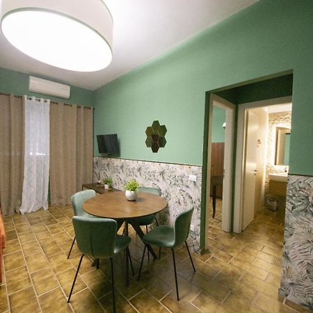 Flowers House Casa Vacanze نابولي المظهر الخارجي الصورة